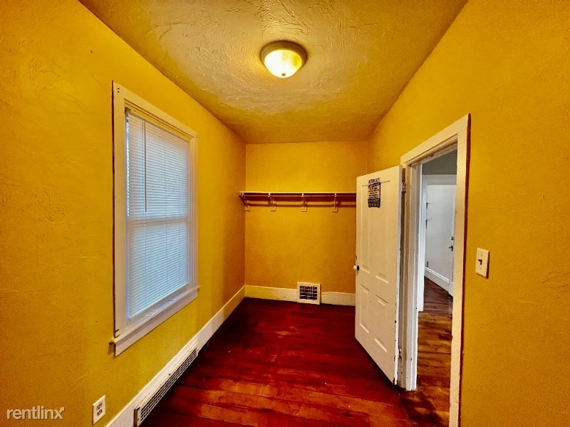 1501 Erie Ave 1501 - Photo 7