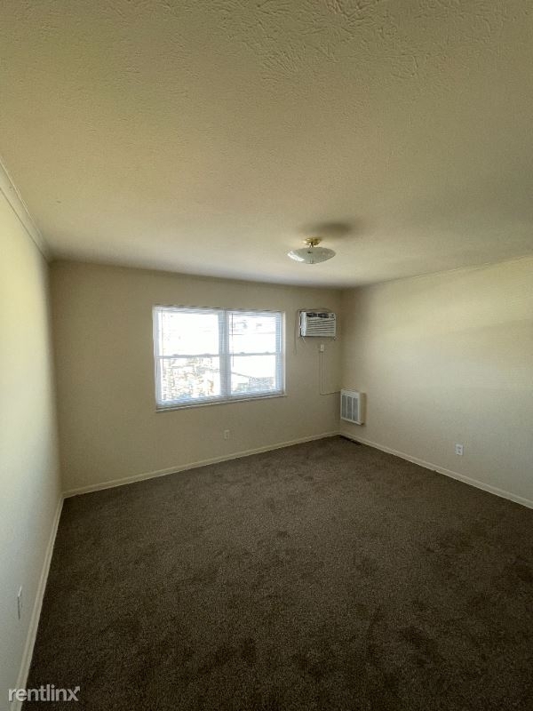 1350 King Ave 311 - Photo 3