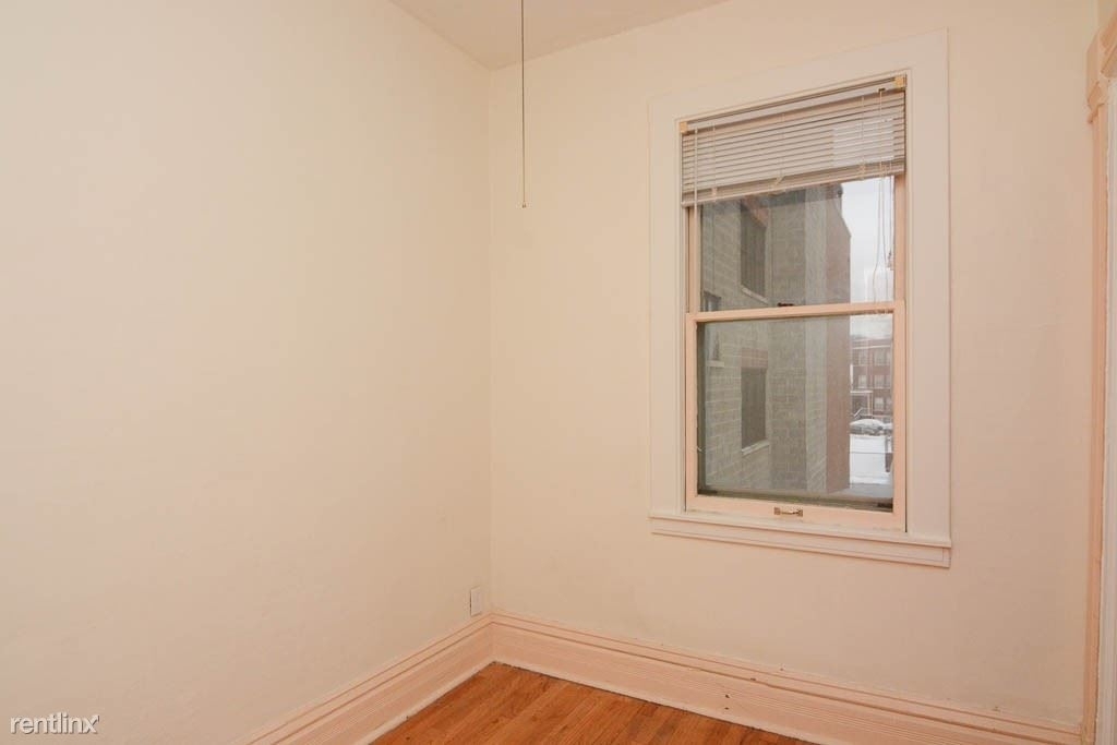 3426 N. Lincoln, Unit 5 - Photo 16