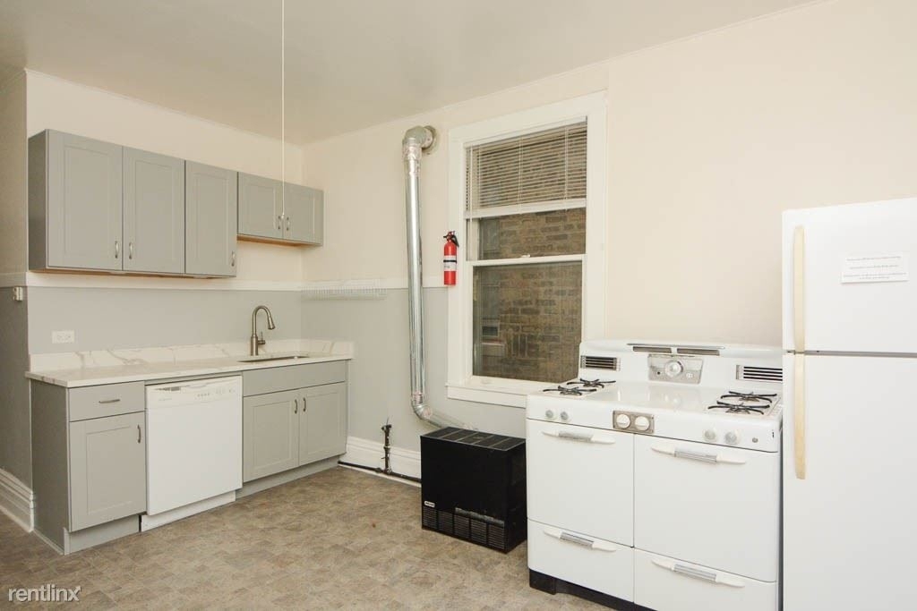 3426 N. Lincoln, Unit 8 - Photo 2