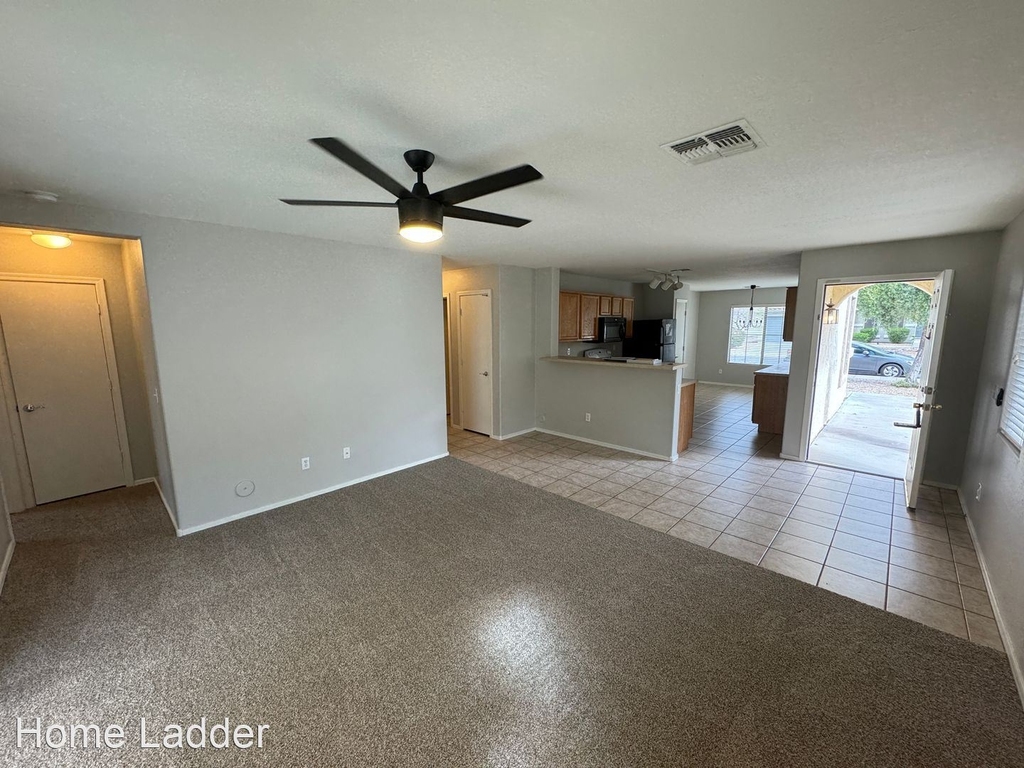 44871 W Gavilan Dr - Photo 3