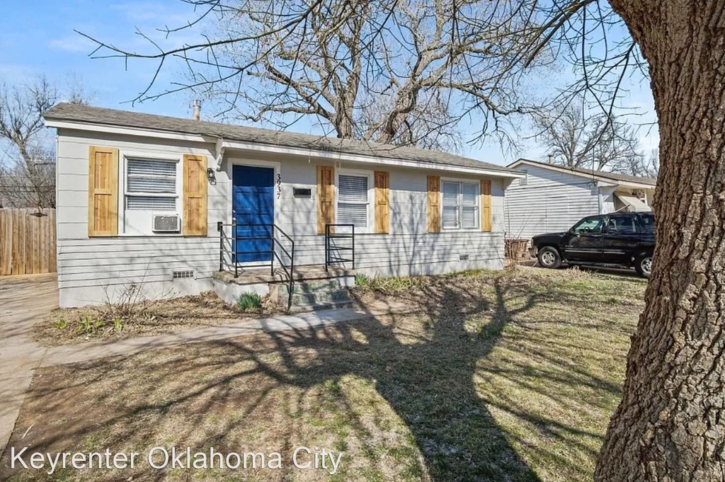 3937 Sw 27th Pl - Photo 2