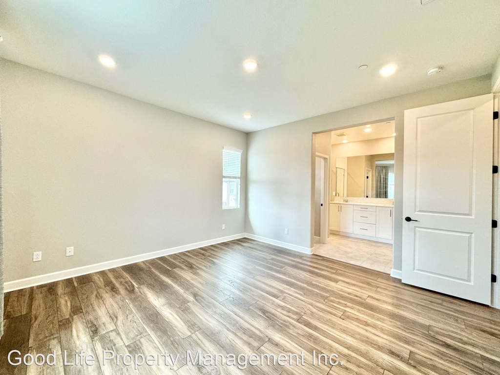 10850 Everly Way - Photo 12