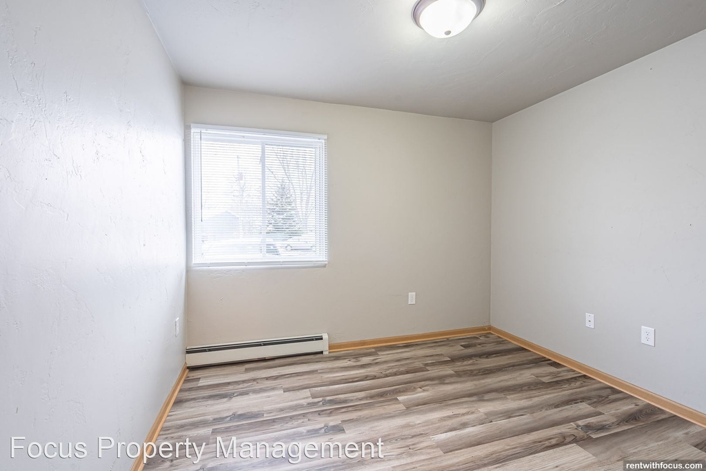 1629 Rainbow Drive - Photo 6