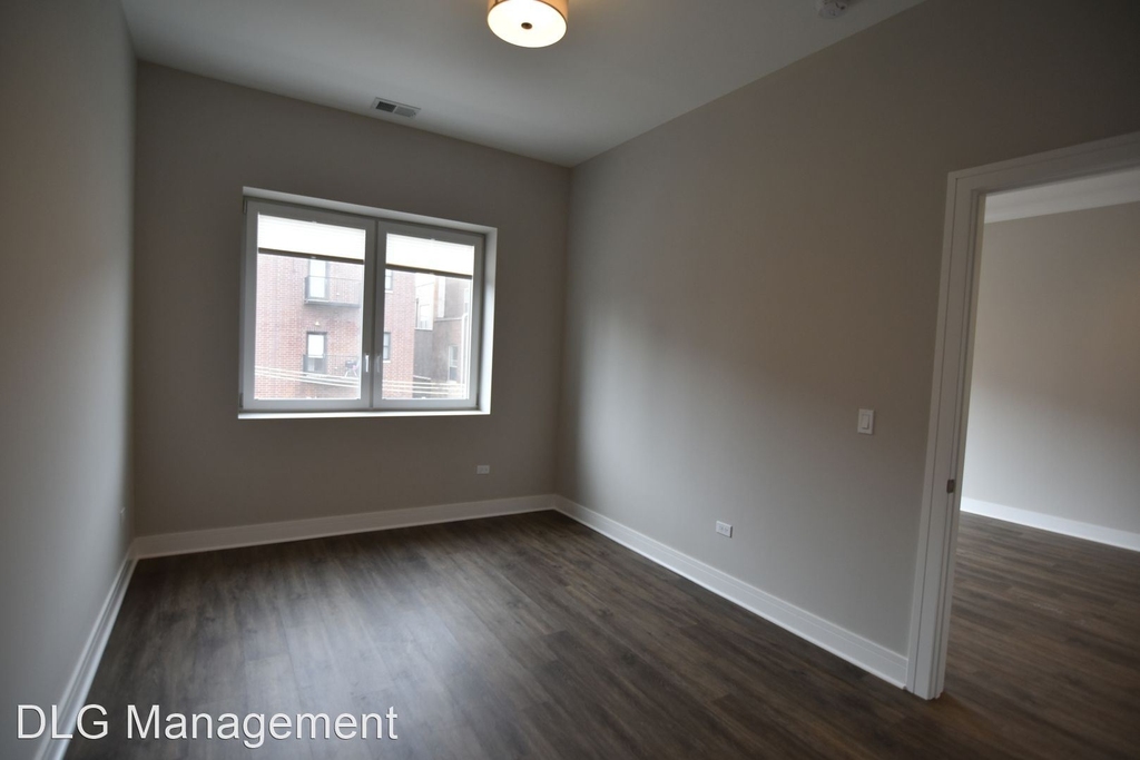 927 W. Irving Park - Photo 5