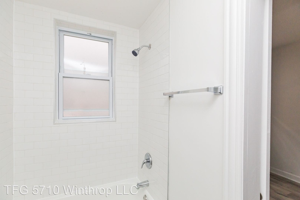 5710 N Winthrop Ave - Photo 2