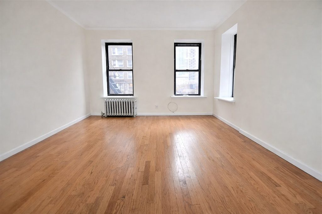 E 38th St - Photo 0