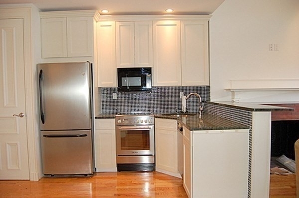 191 Beacon St - Photo 1