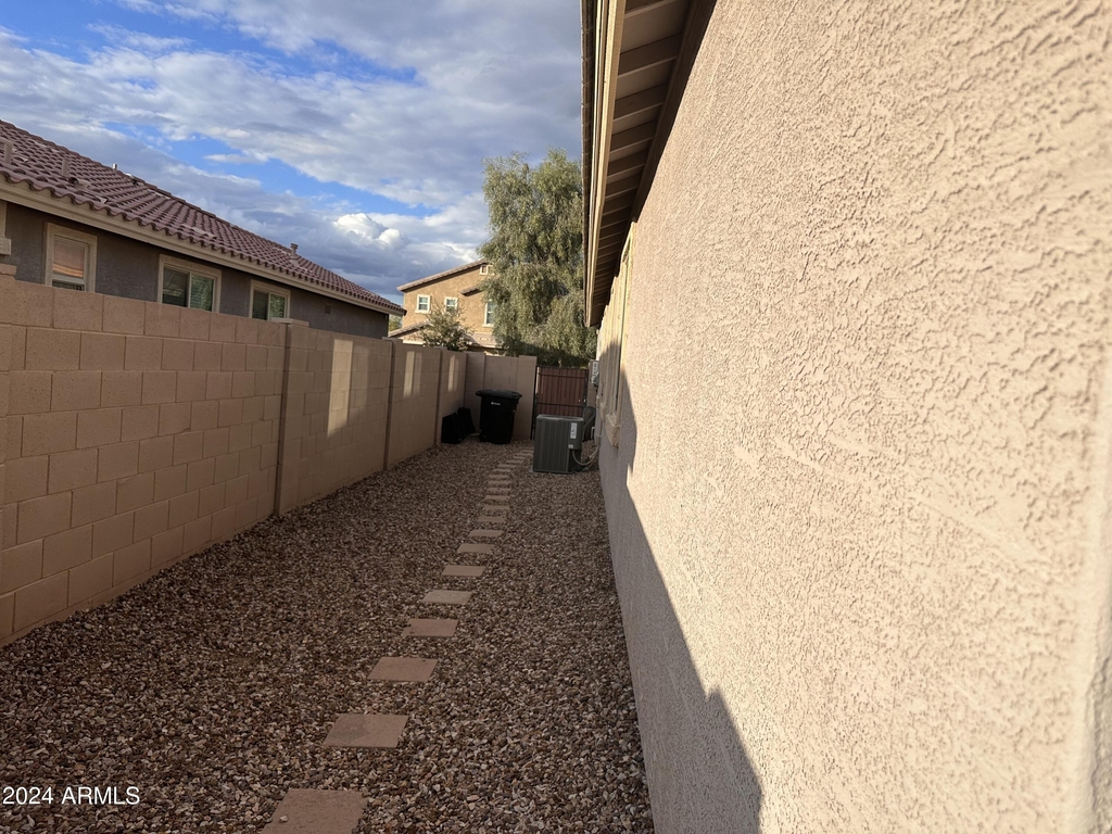 3883 E Desert Broom Drive - Photo 11