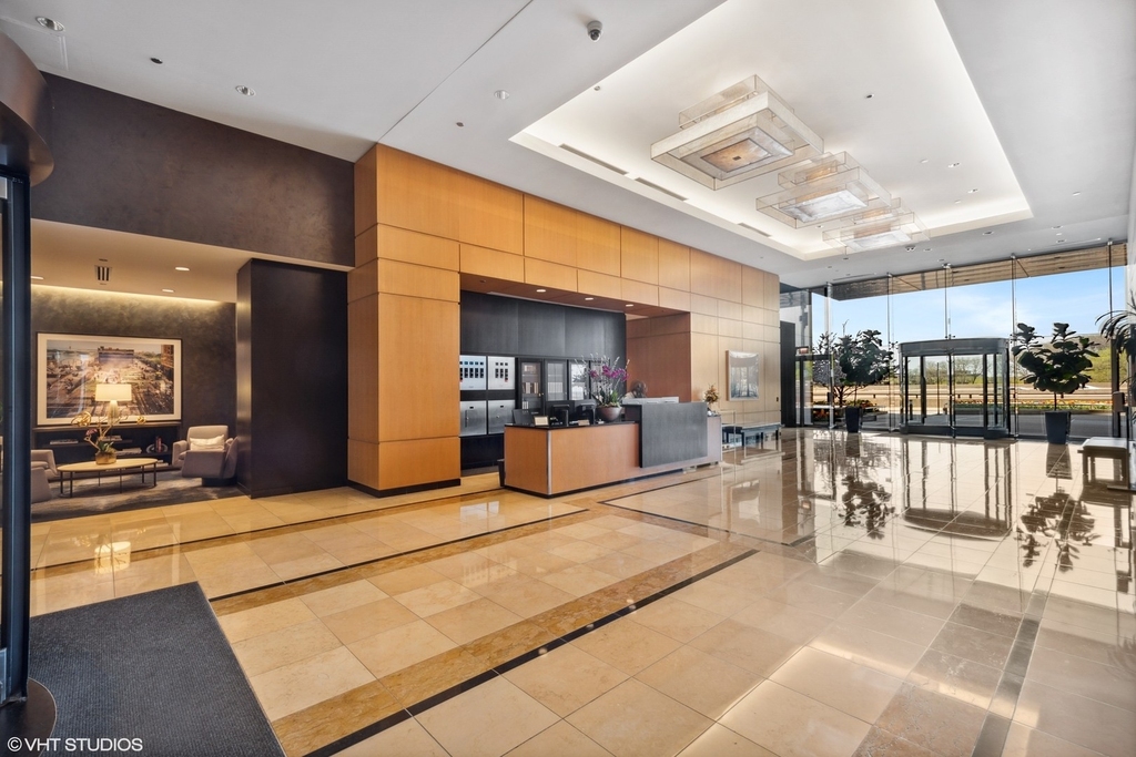 600 N Lake Shore Drive - Photo 10