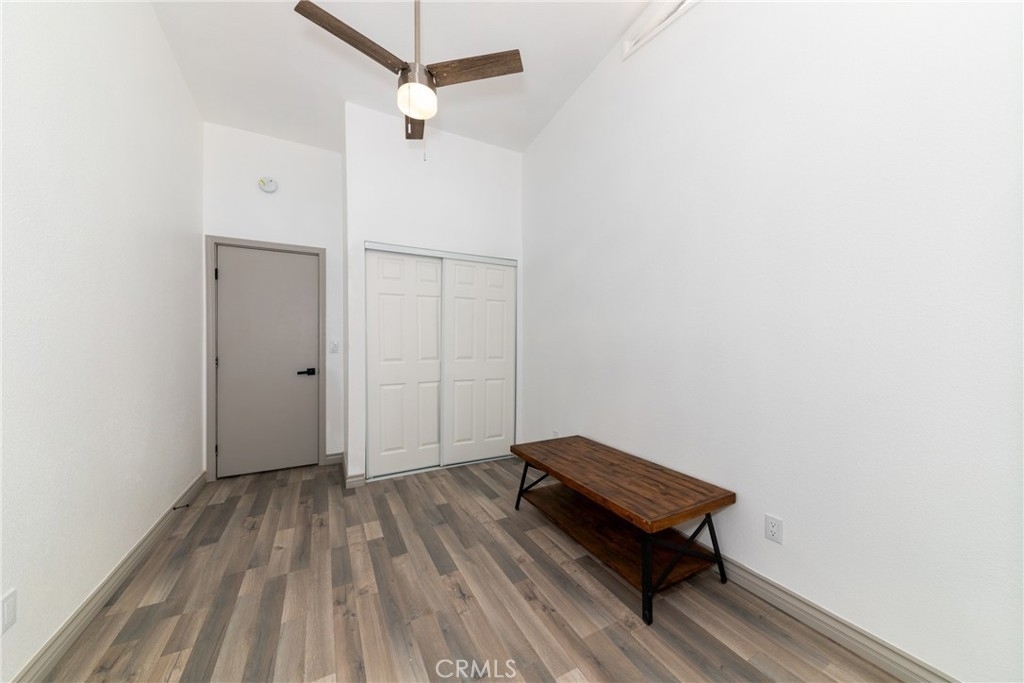 126 W Plymouth Street - Photo 12