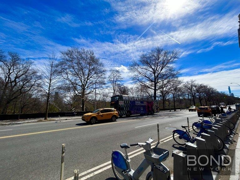 West 103rd Street - Photo 8