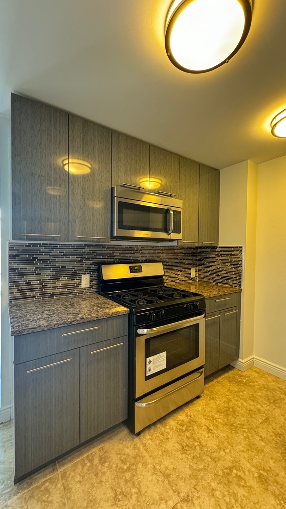 3440 Guider Avenue - Photo 2
