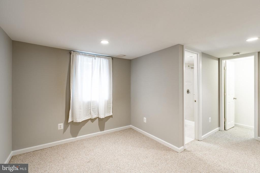 2908 Linden Ln - Photo 14