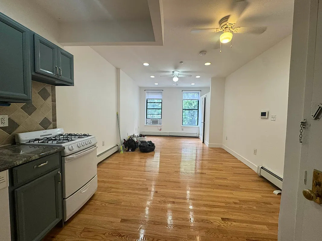 2461 Frederick Douglass Boulevard - Photo 0