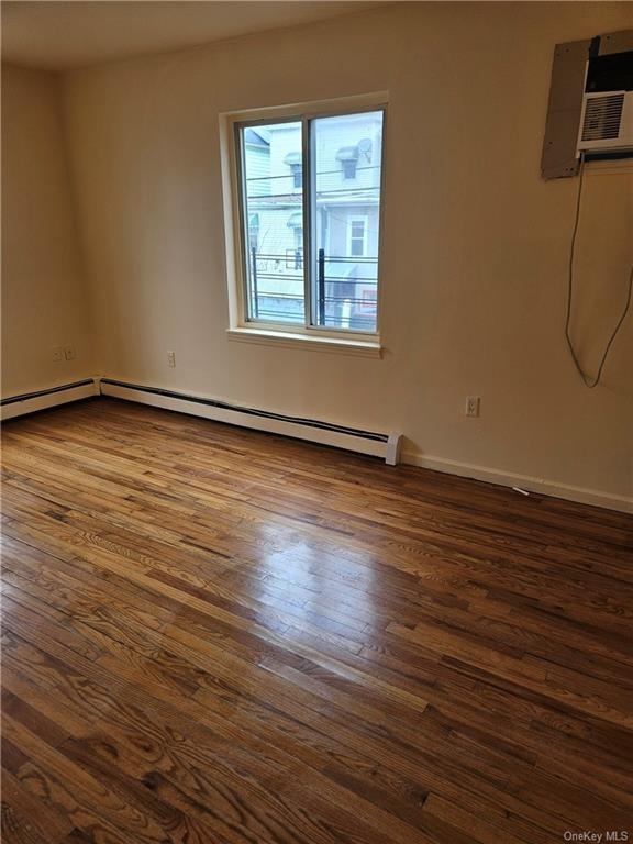 620 St Lawrence Avenue - Photo 1