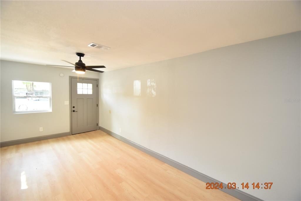 8303 N 17th Street - Photo 3