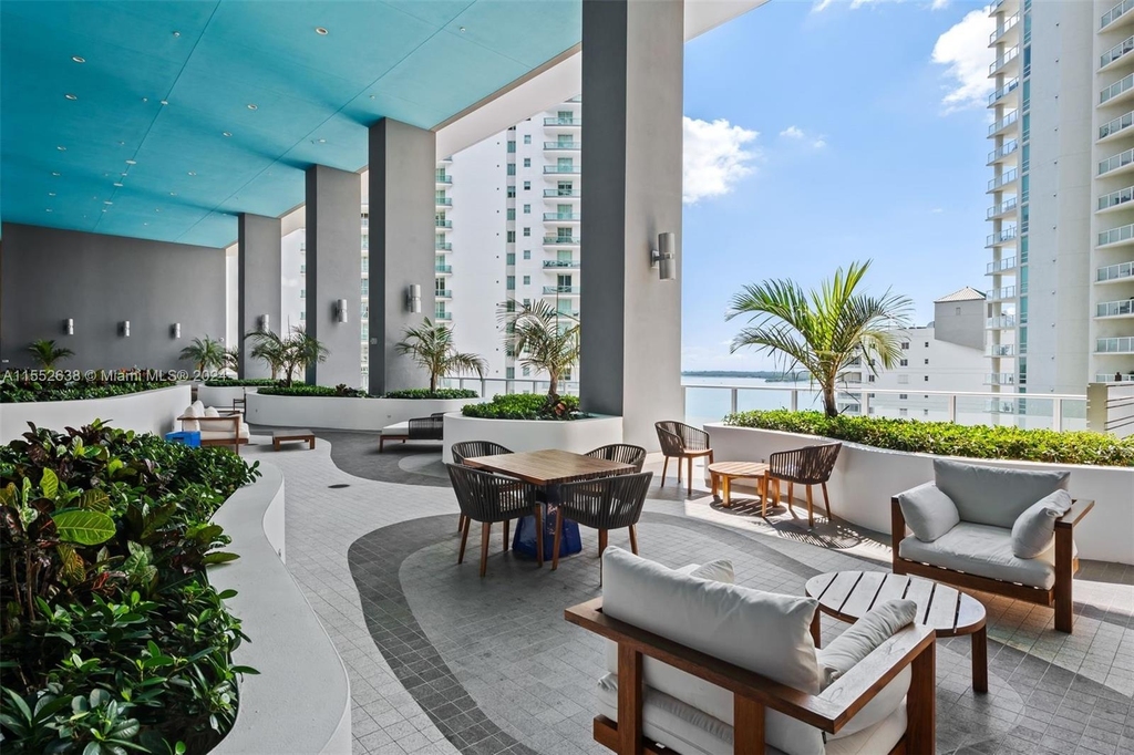 1300 Brickell Bay Dr - Photo 44