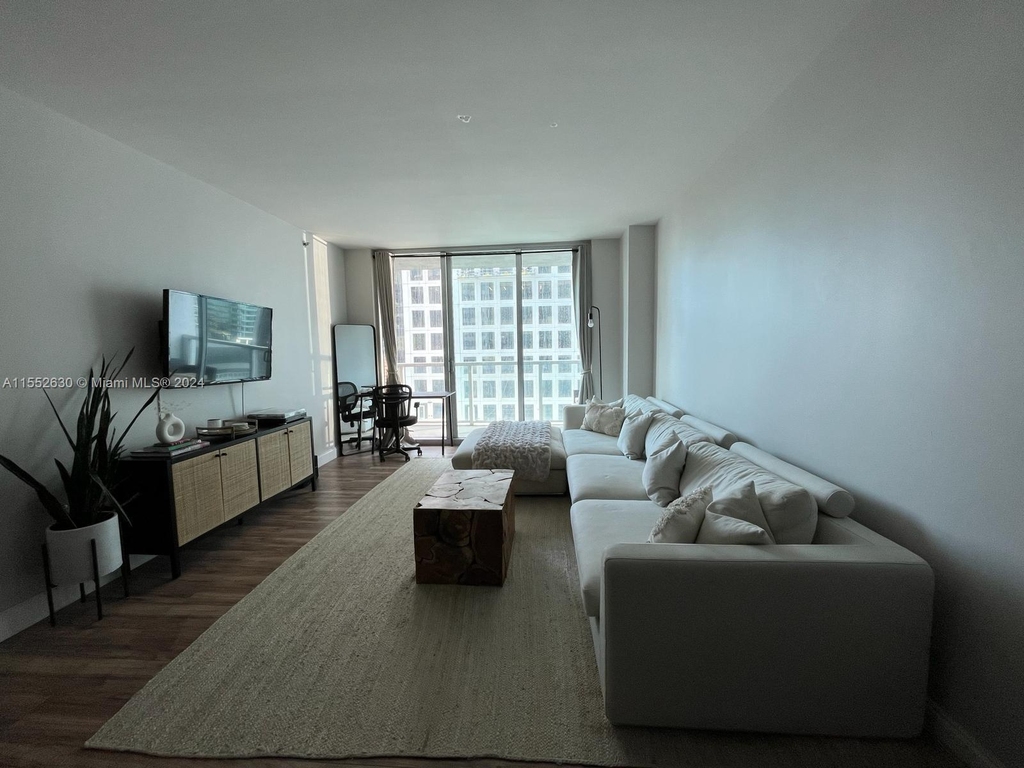 500 Brickell Ave - Photo 4