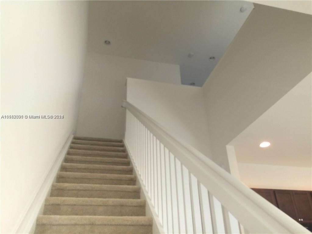 141 Sw 127th Ter - Photo 6