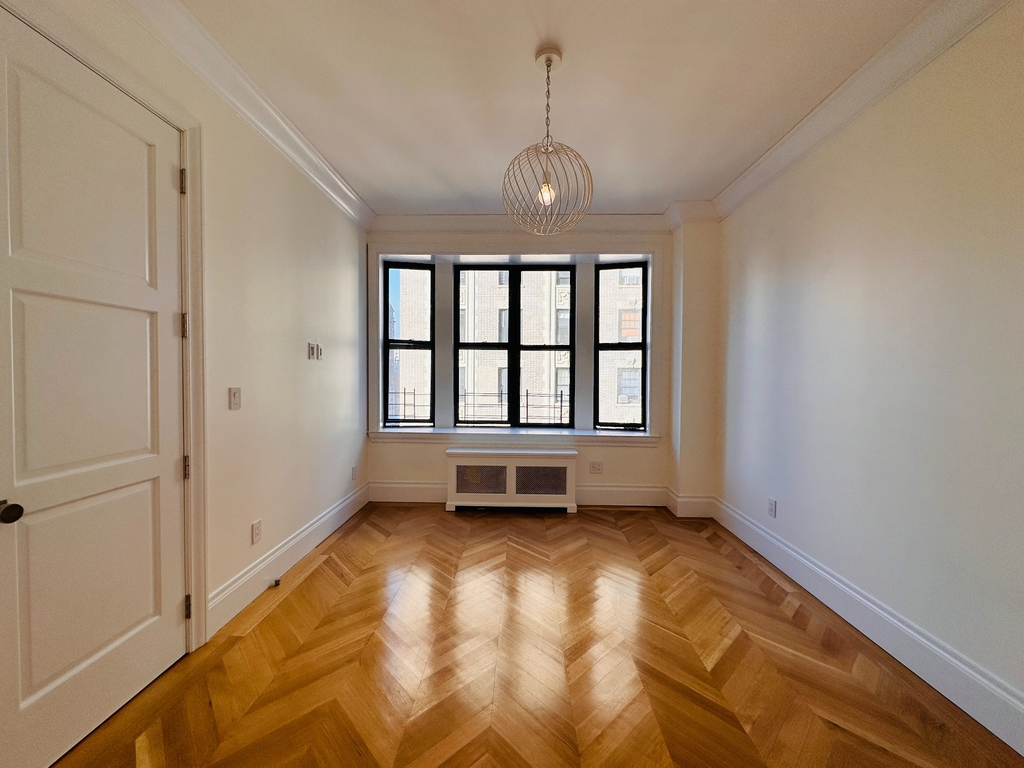 West 98th Street #7C - Photo 10