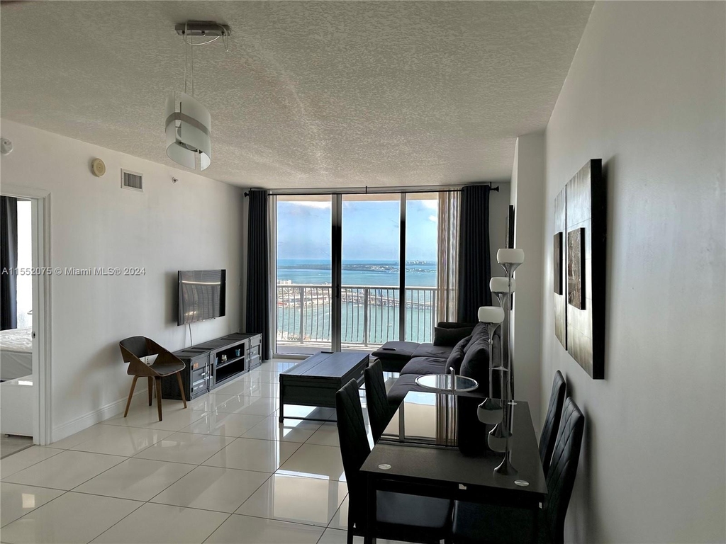 1750 N Bayshore Dr - Photo 8