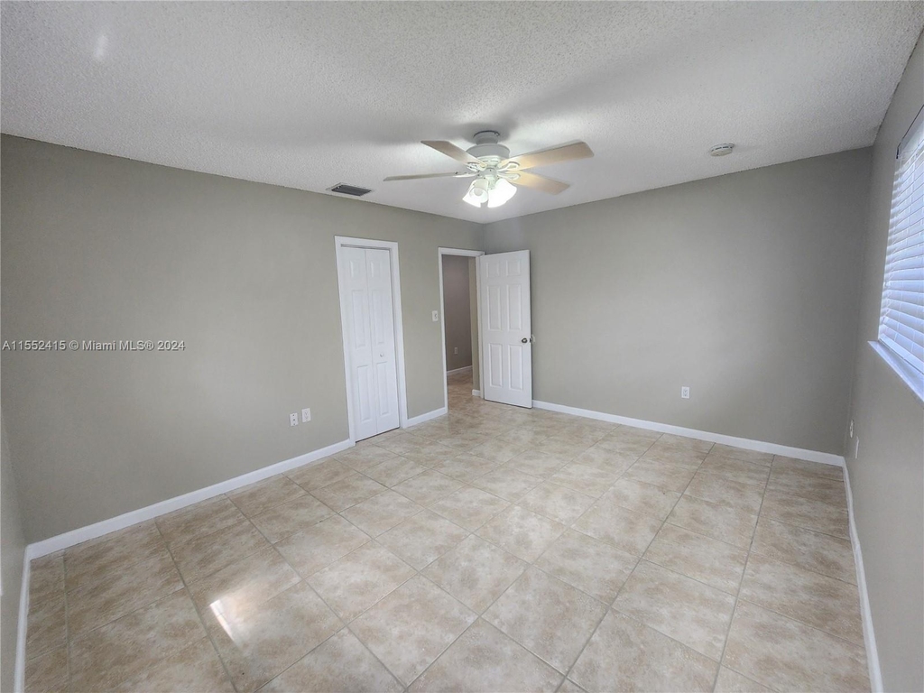 1806 Sw 97th Ave - Photo 20