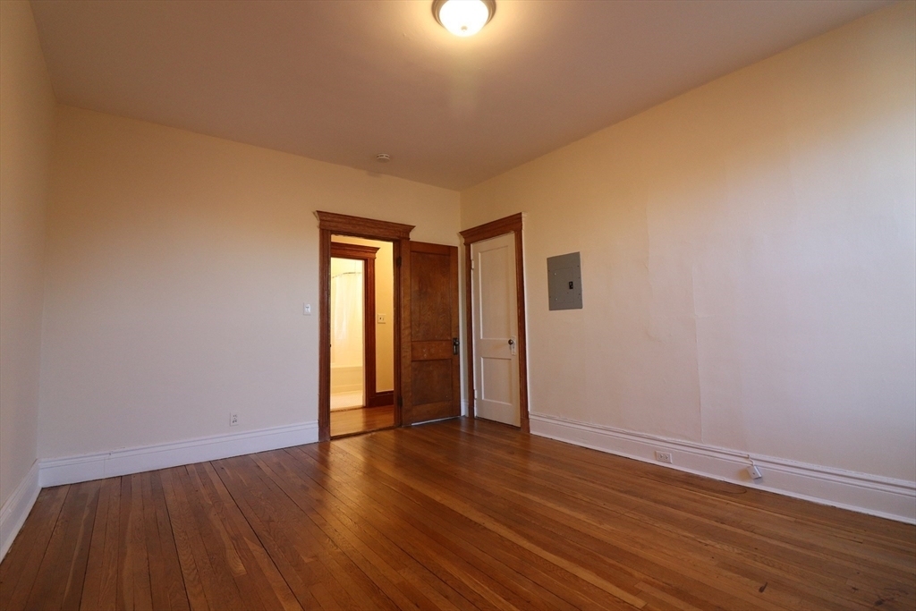 5 Fuller St - Photo 6