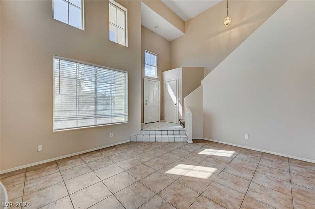 8416 Twinkling Topaz Avenue - Photo 2