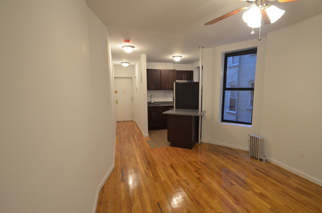 West 136th Street - Photo 11