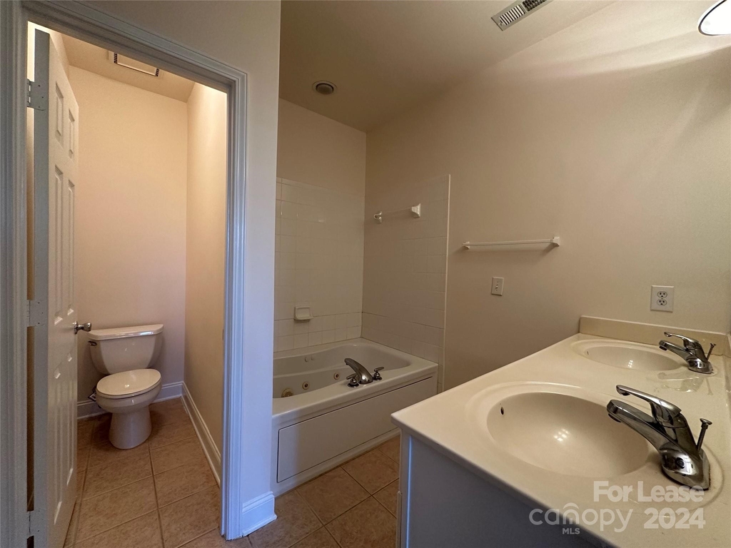 14246 Richmond Park Avenue - Photo 13