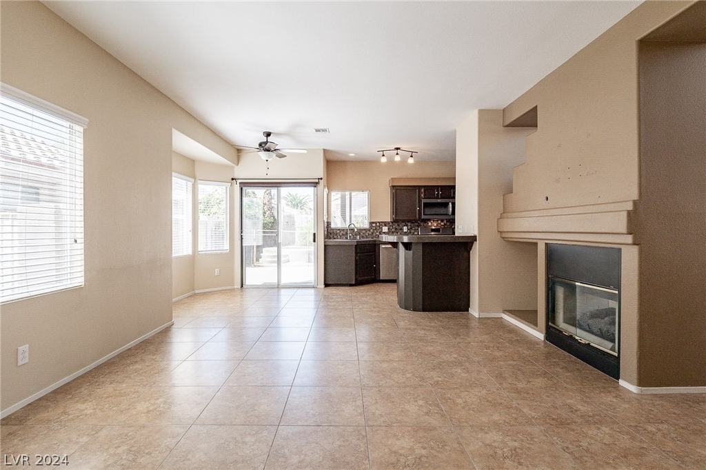 8791 Arawana Place - Photo 4