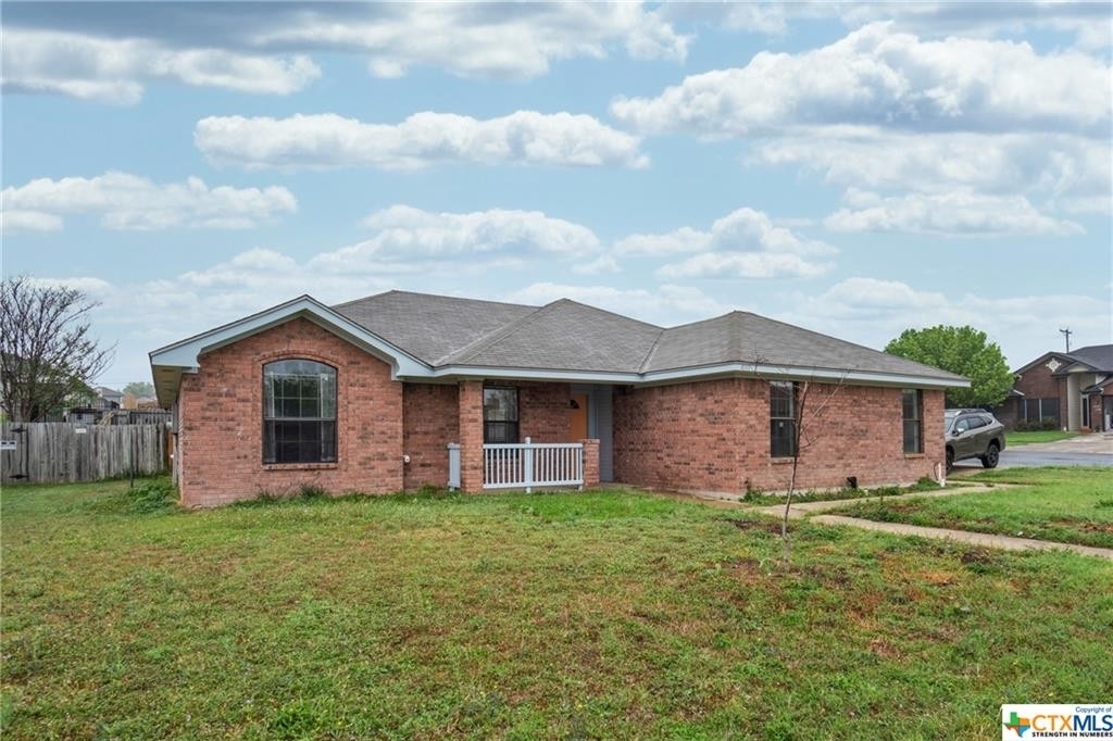 4511 Oak Vista Circle - Photo 1