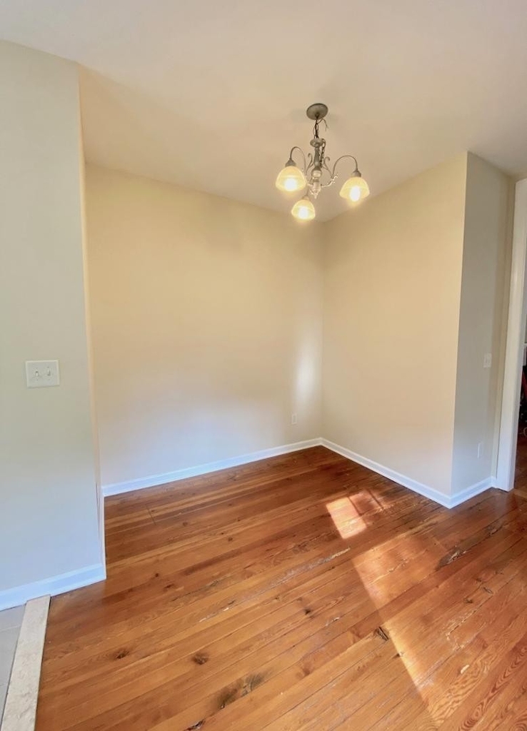 1201 Berkeley Street - Photo 7