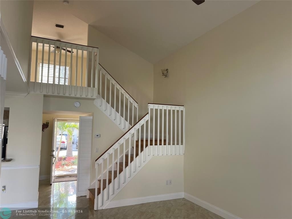 1724 Royal Palm Way - Photo 26