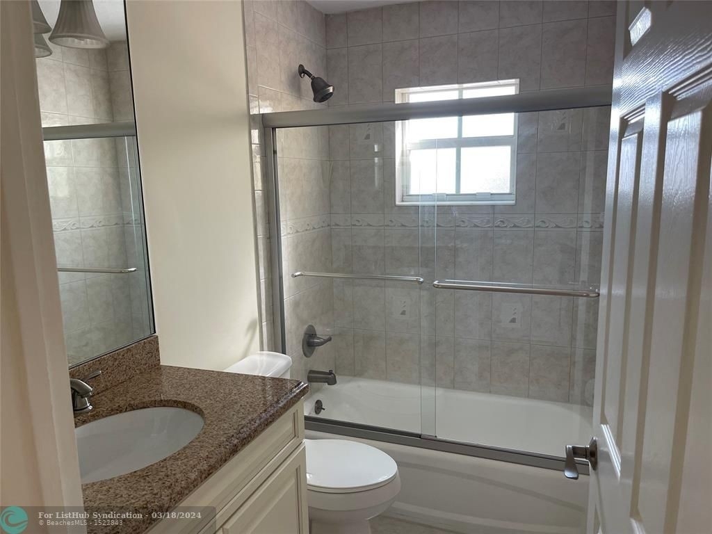 1724 Royal Palm Way - Photo 20