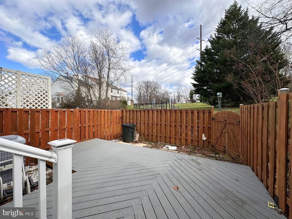 6715 Cub Run Court - Photo 23