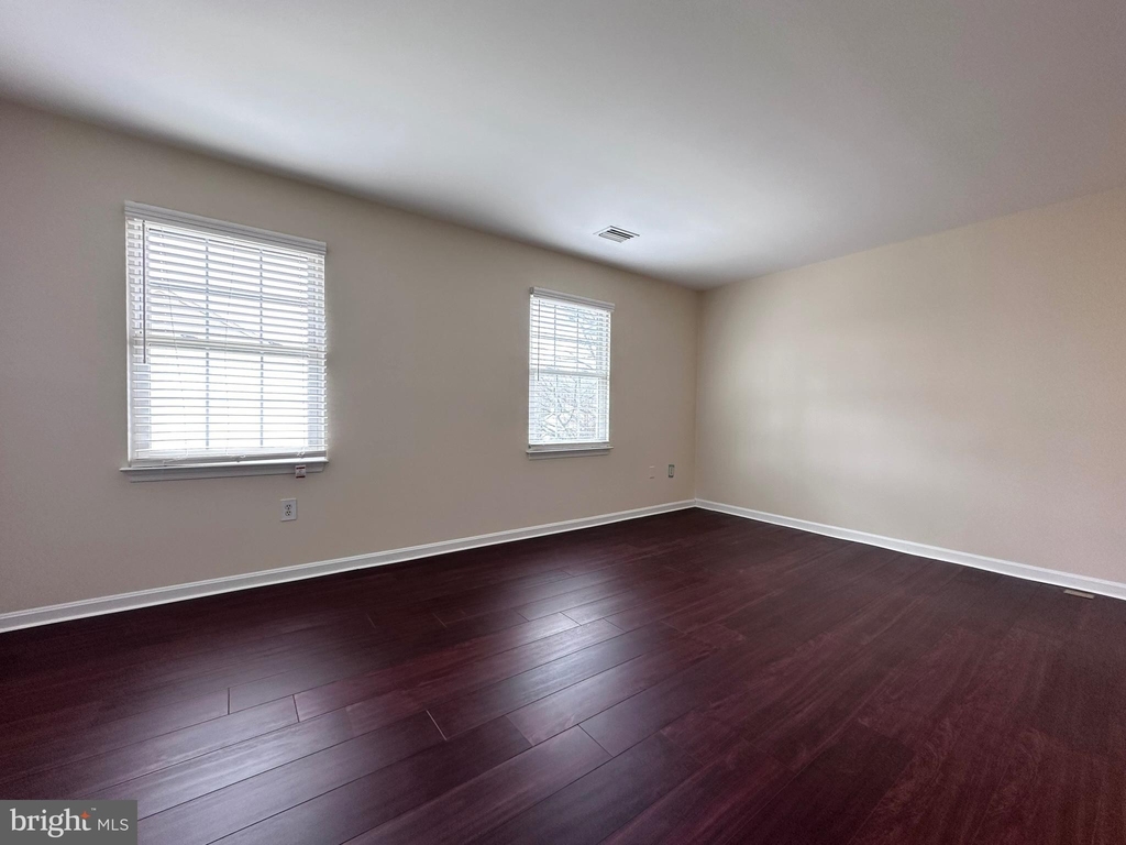 6715 Cub Run Court - Photo 11