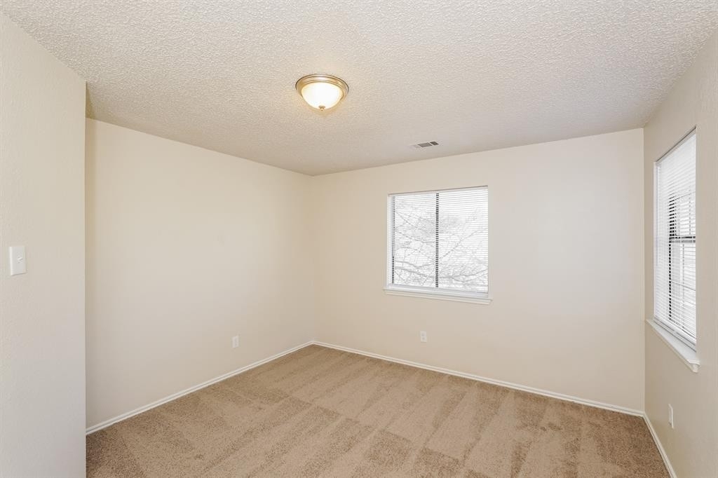 1225 Reeves Lane - Photo 11