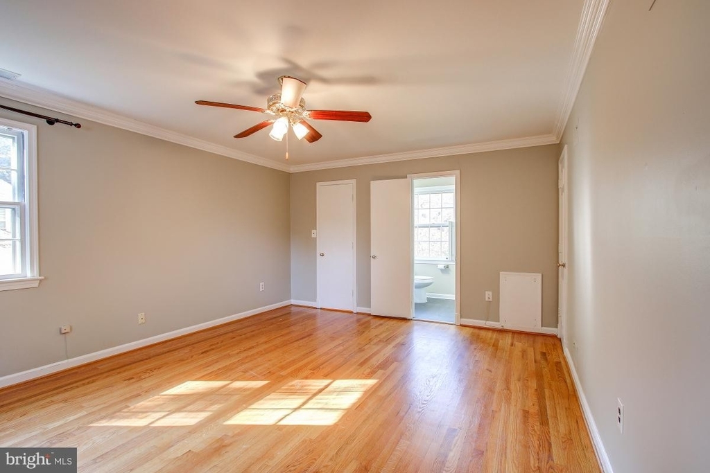 5600 Beam Court - Photo 6