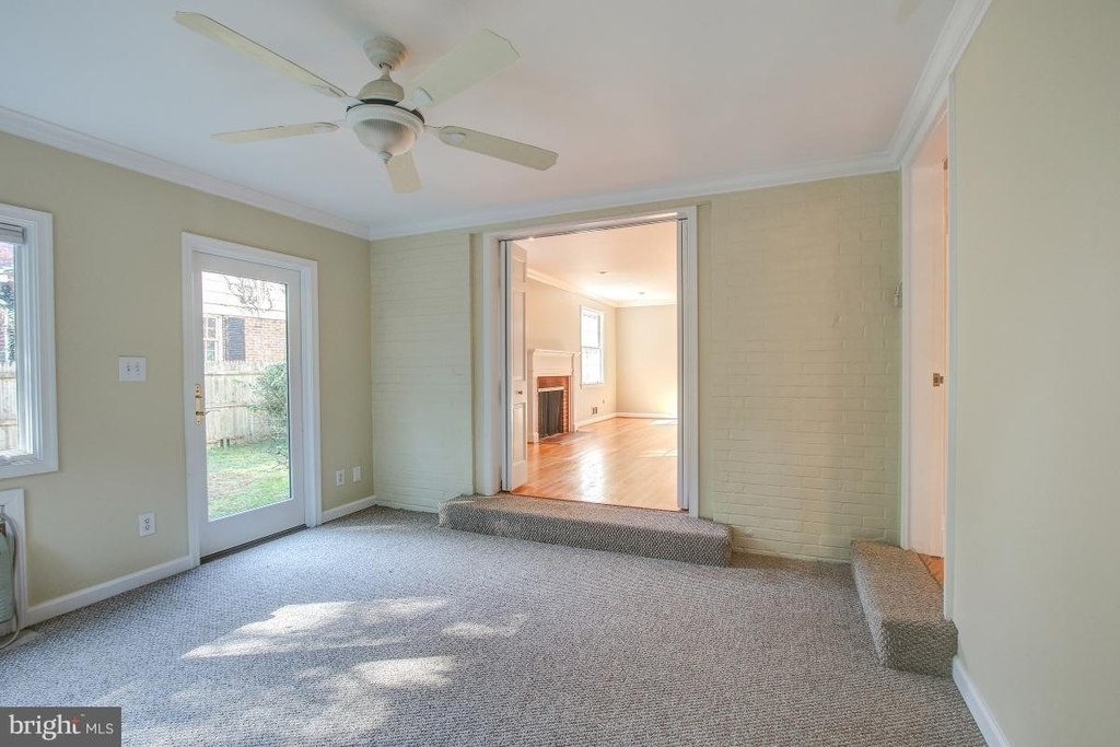 5600 Beam Court - Photo 10