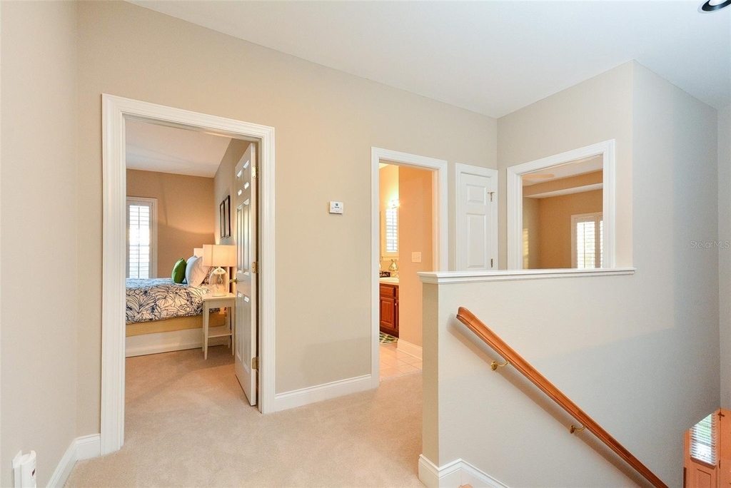 311 Inner Harbour Circle - Photo 11