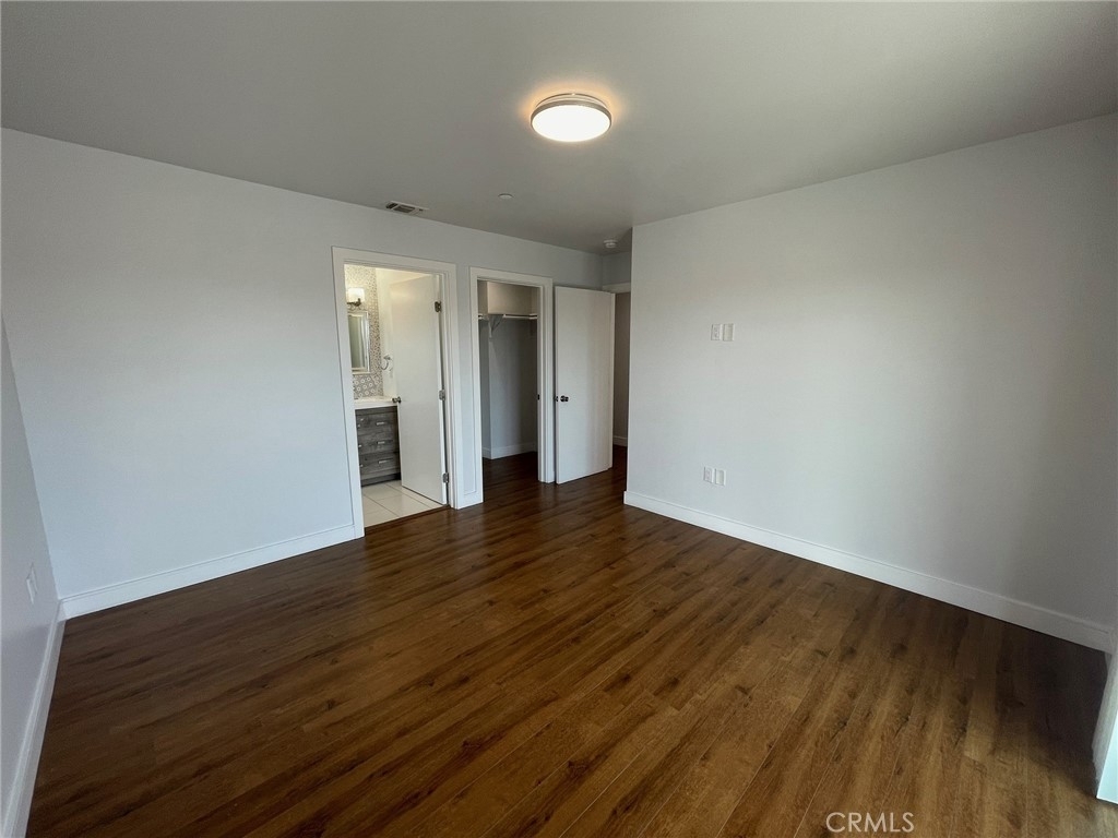 2124 Carmona Avenue - Photo 14