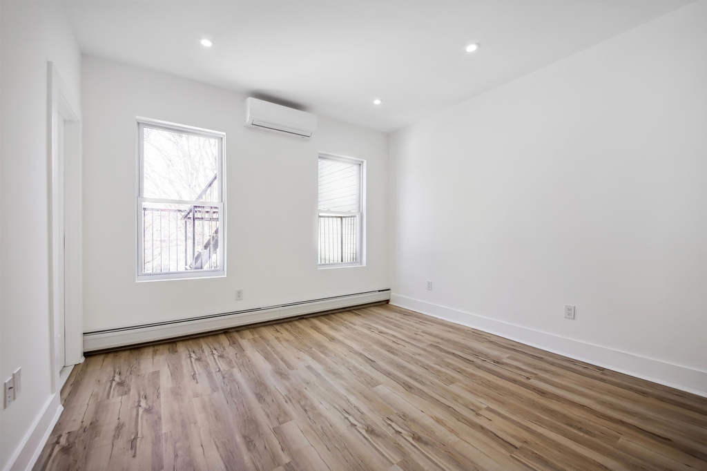 513 Park Ave - Photo 17