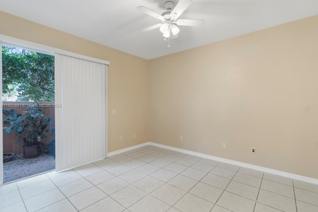 2250 Anchor Ct - Photo 21