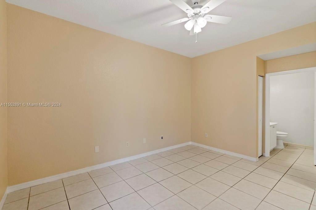 2250 Anchor Ct - Photo 23