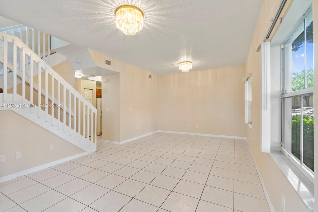 2250 Anchor Ct - Photo 12