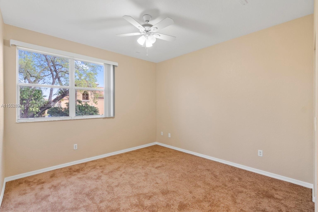 2250 Anchor Ct - Photo 35