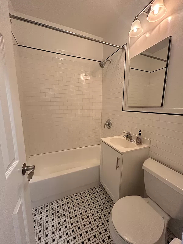 117 East 89th Street - Photo 4