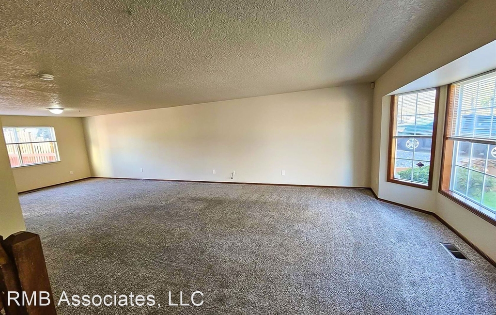 12876 Sw Winter Lake Drive - Photo 1